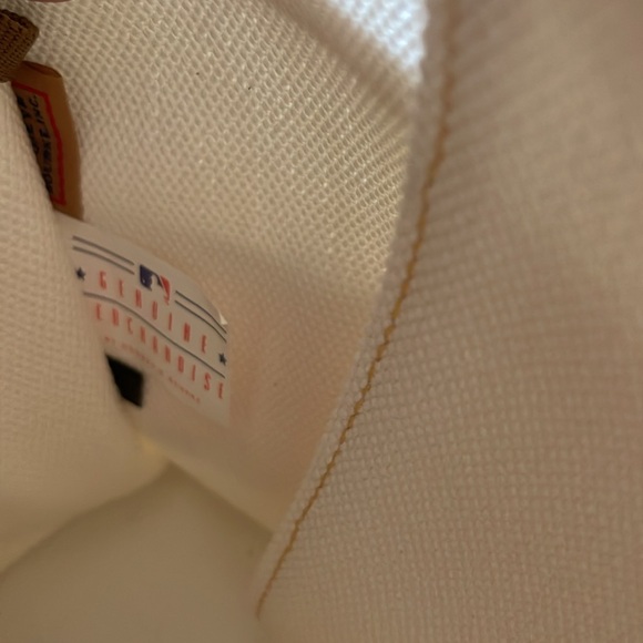 Dooney Bourke Chicago Cubs medium tote - Picture 13 of 14